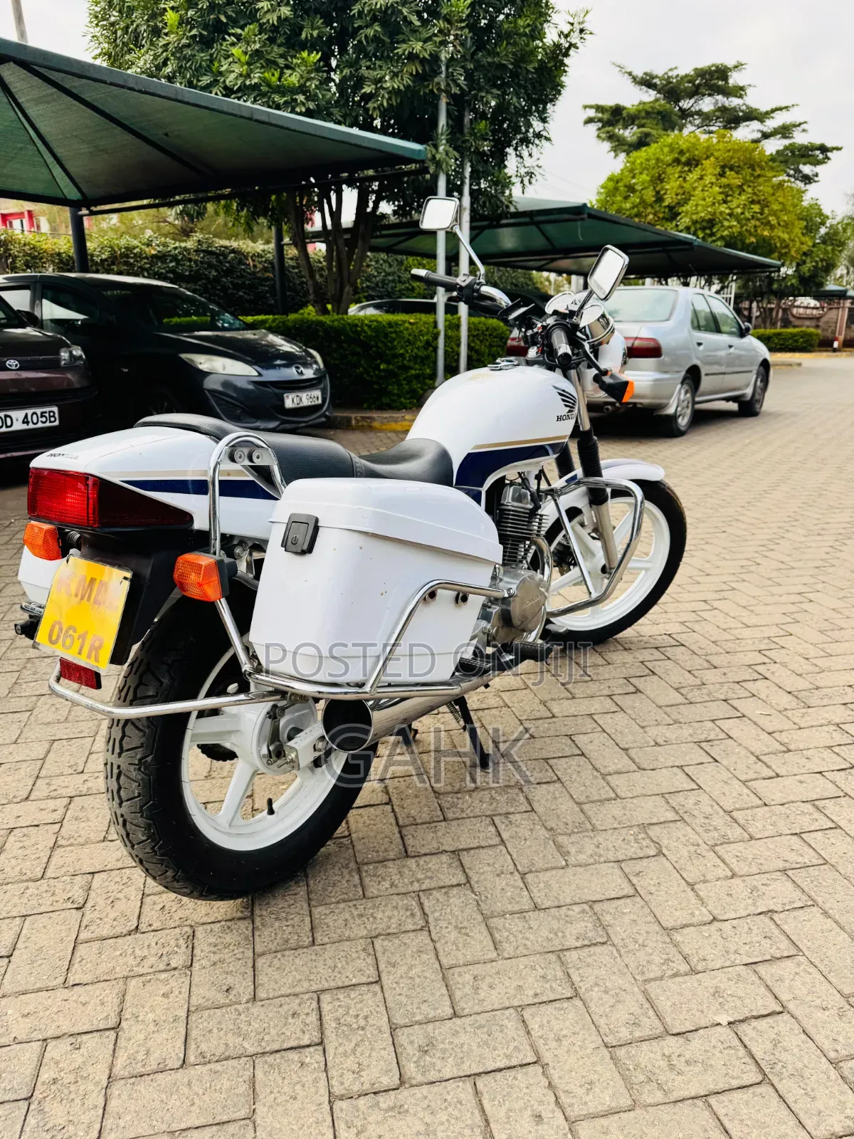 New Honda CB 2014 White