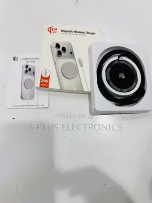 Q12 Wireless Phone Fast Charger High Speed Charging Pad