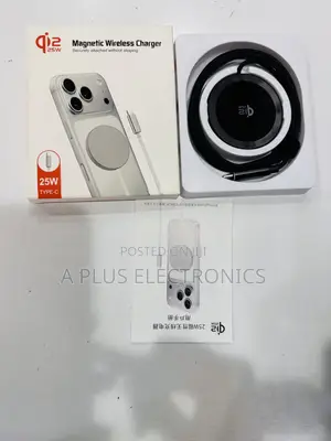 Q12 Wireless Phone Fast Charger Compact Fast Wireless Charger