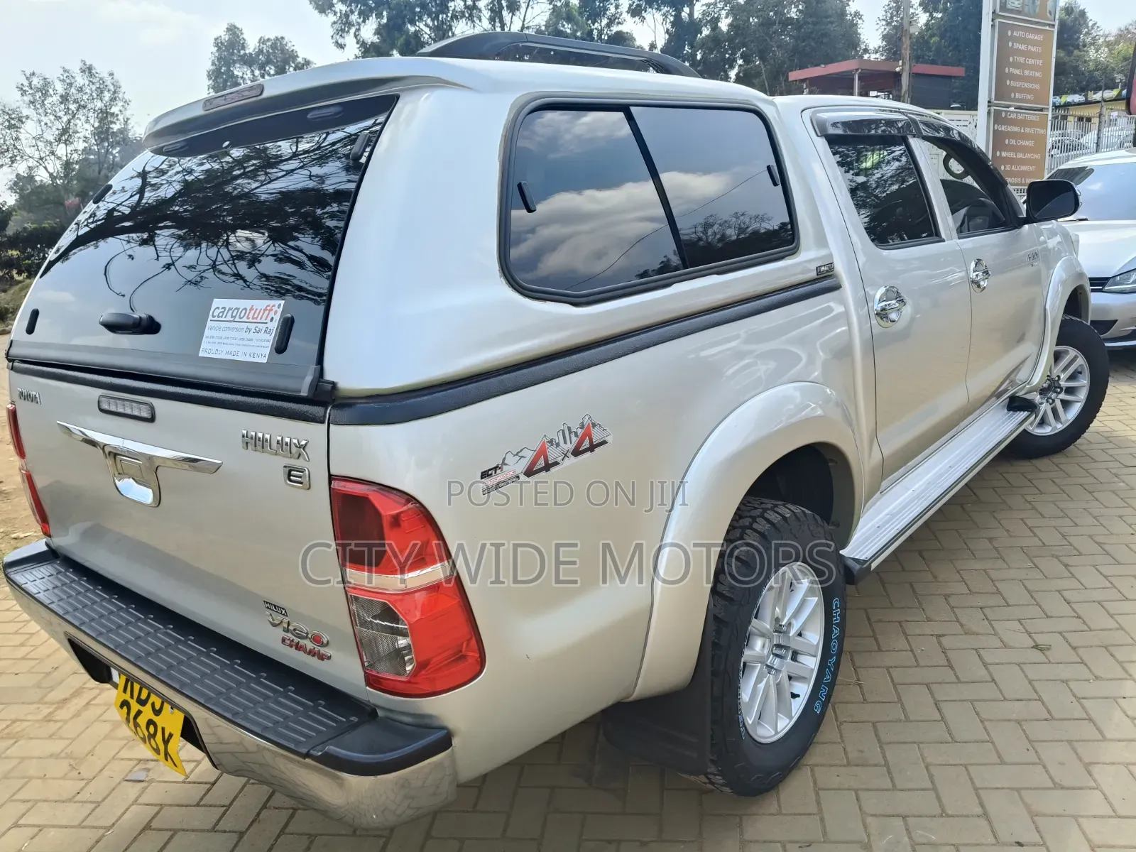 Toyota Hilux 2015 Silver