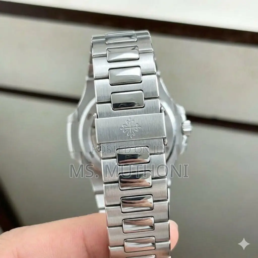 Automatic Patek Philippe Nautilus Premium Edition.