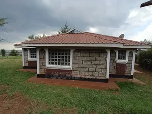 3bdrm House in Kapteldon, Simat for sale