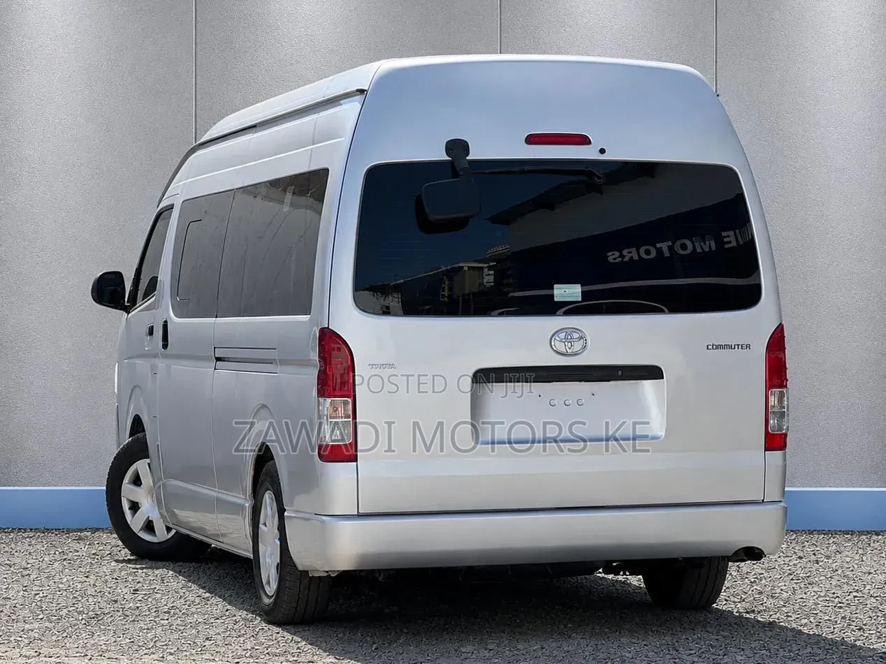 Toyota HiAce 2019 Silver