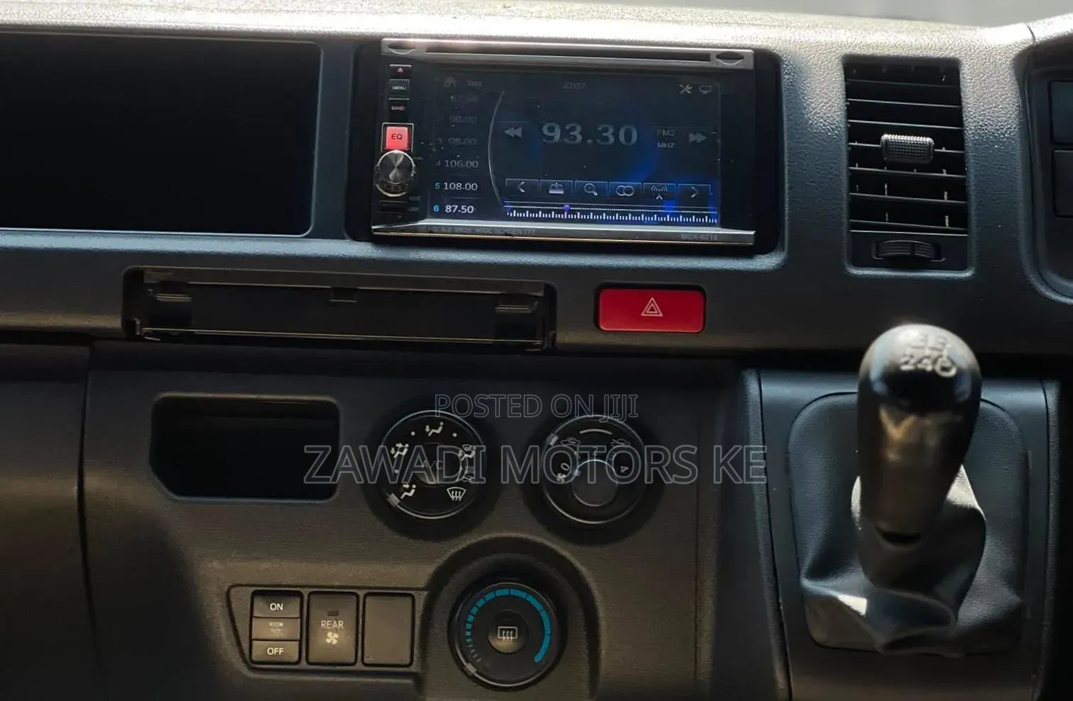 Toyota HiAce 2019 Silver