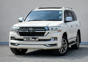 Toyota Land Cruiser 2014 White