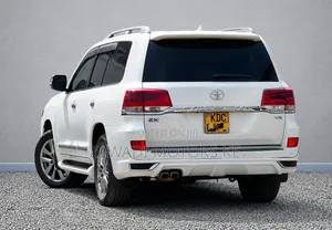 Toyota Land Cruiser 2014 White