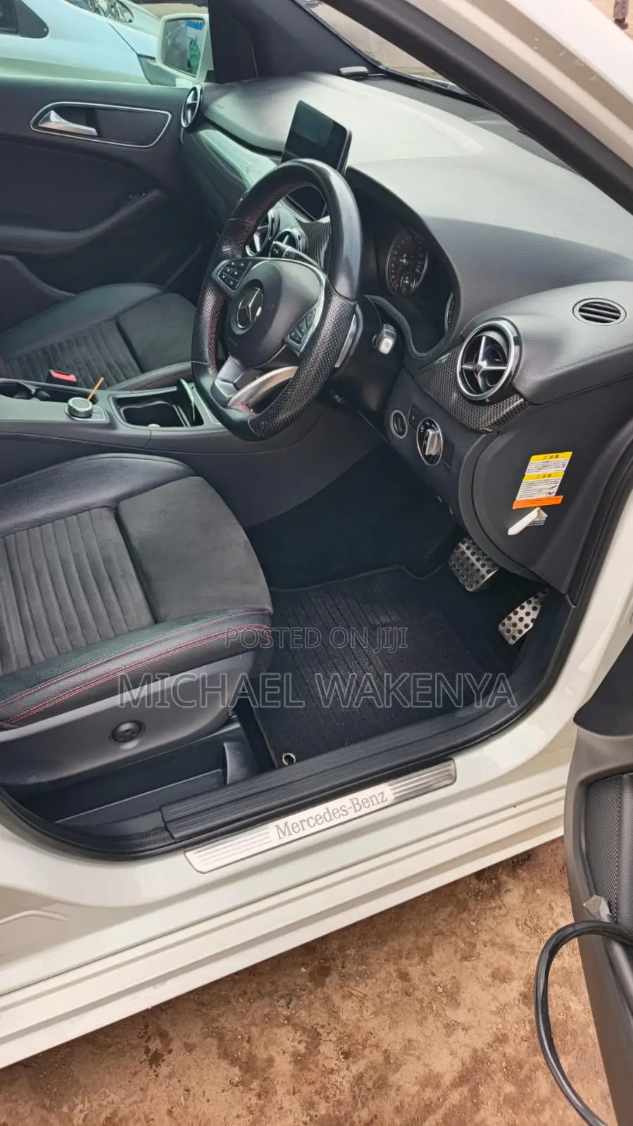 Mercedes-Benz B-Class B180 Petrol 2017 Pearl
