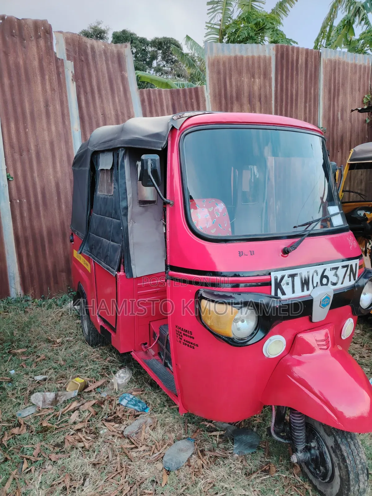 Piaggio 2021 Red