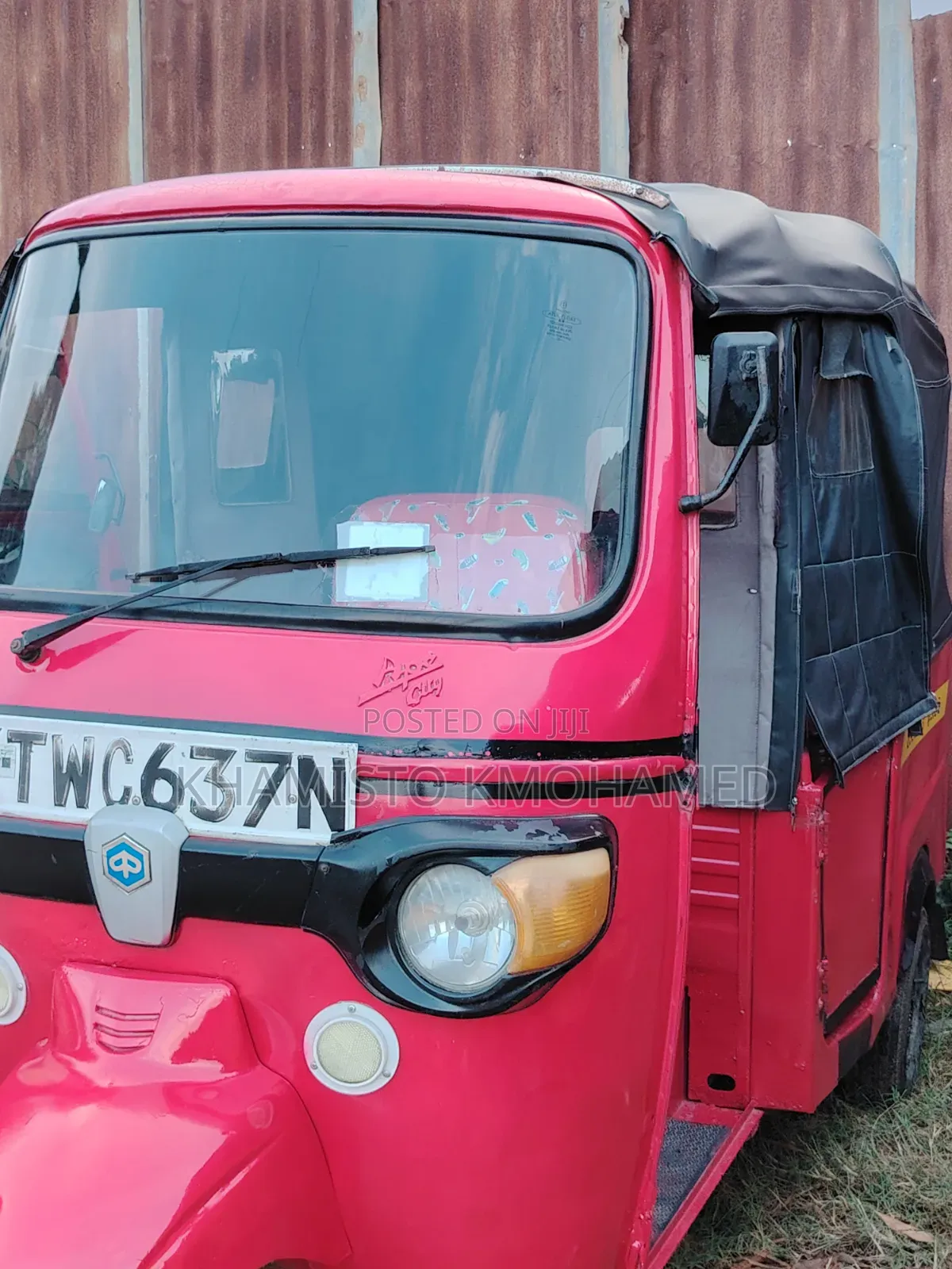 Piaggio 2021 Red