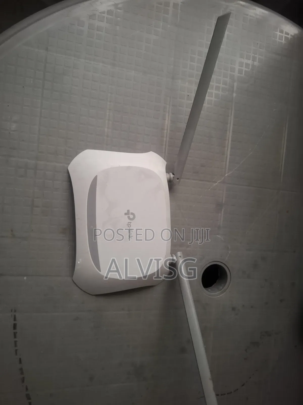 Quicksale TPLink Router Rak