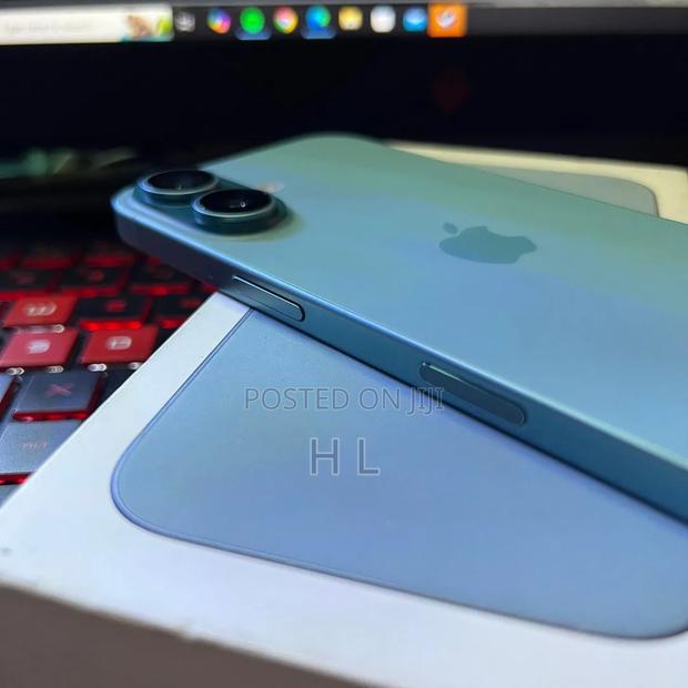 Apple iPhone 16 512 GB - thumbnail 8