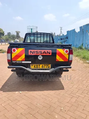 Nissan Hardbody 2012 Blue