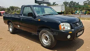 Nissan Hardbody 2012 Blue