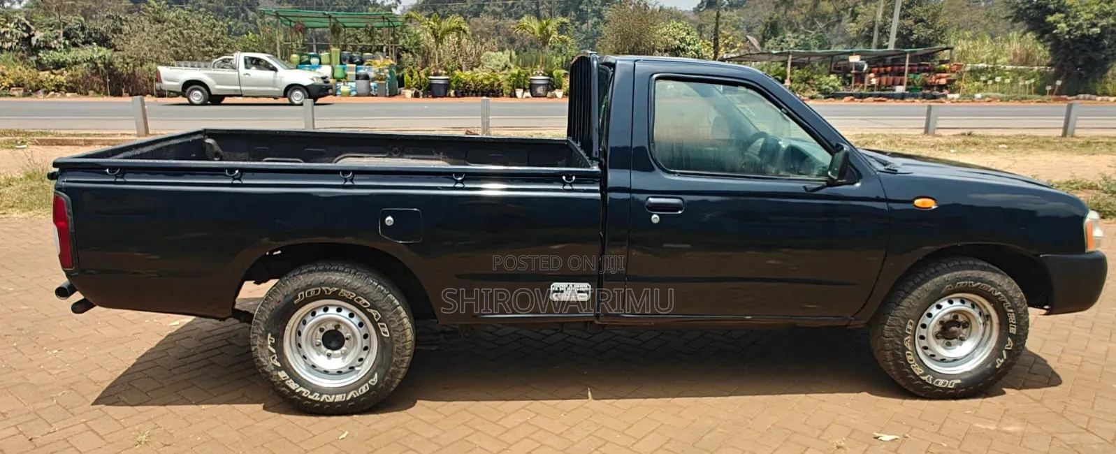 Nissan Hardbody 2012 Blue
