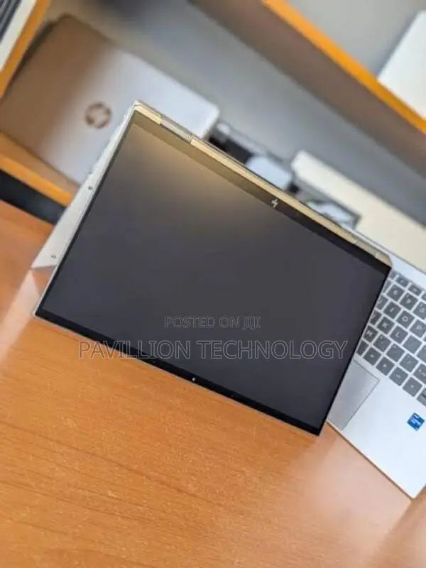 Laptop HP EliteBook x360 1030 G8 32GB Intel Core i7 SSD 512GB