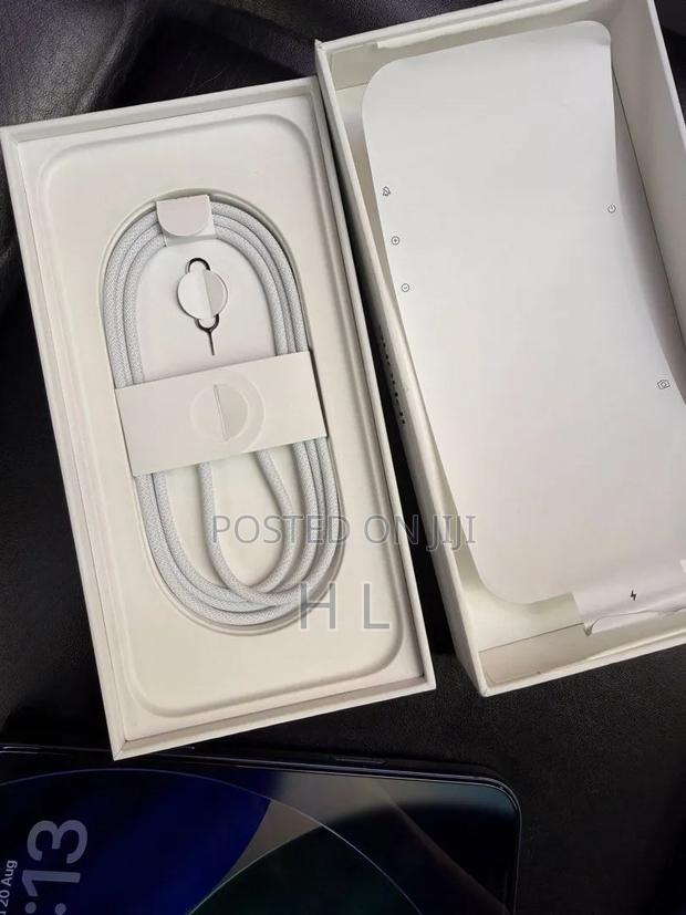 Apple iPhone 17 Pro Max 512 GB Blue - thumbnail 2
