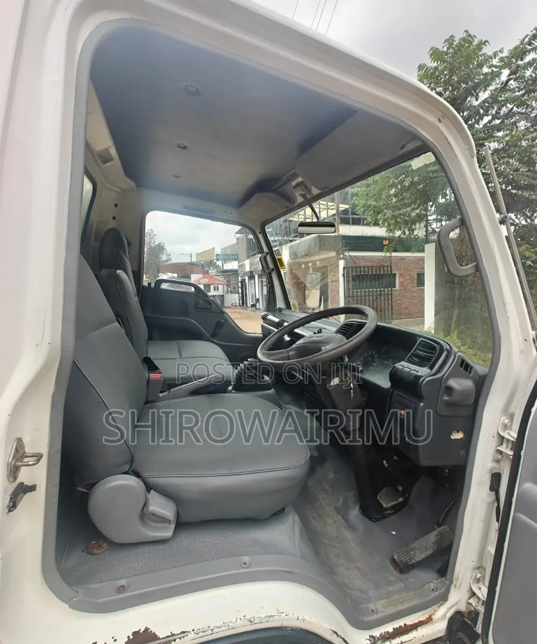 Isuzu NPR Year 2016 Cc 4300