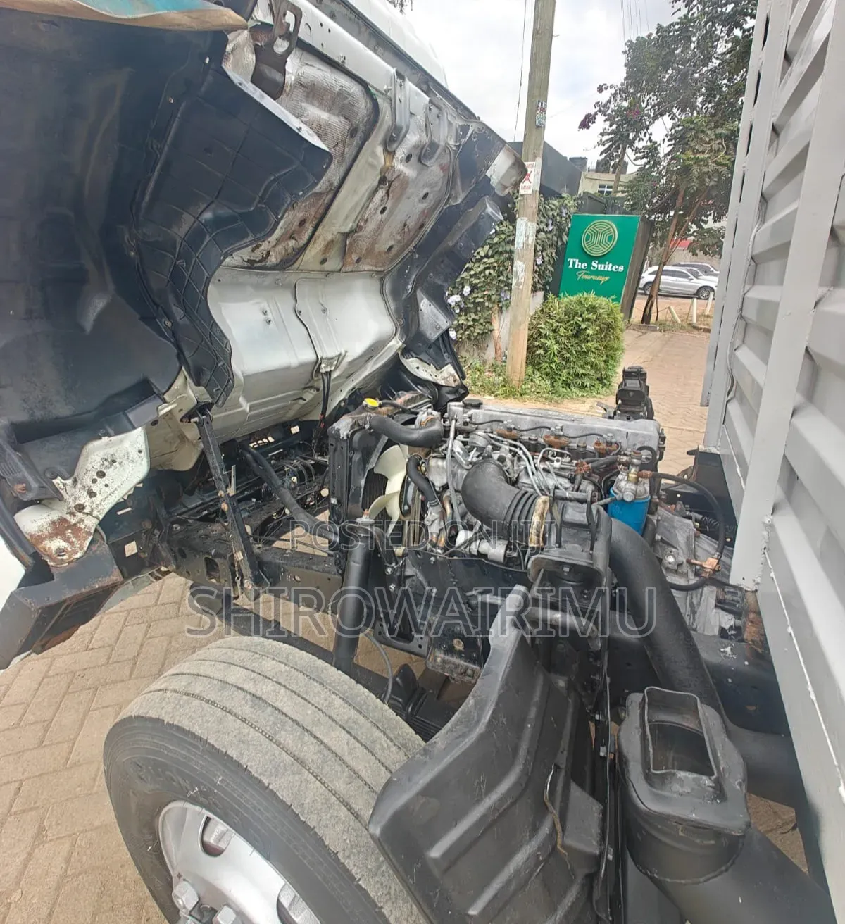 Isuzu NPR Year 2016 Cc 4300