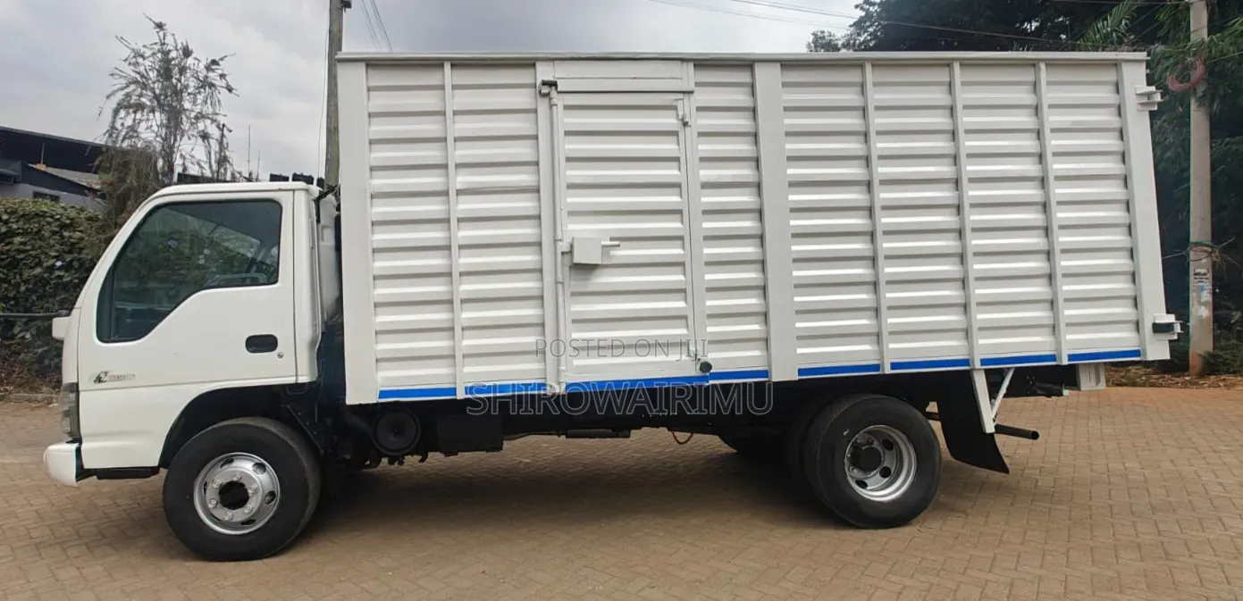 Isuzu NPR Year 2016 Cc 4300