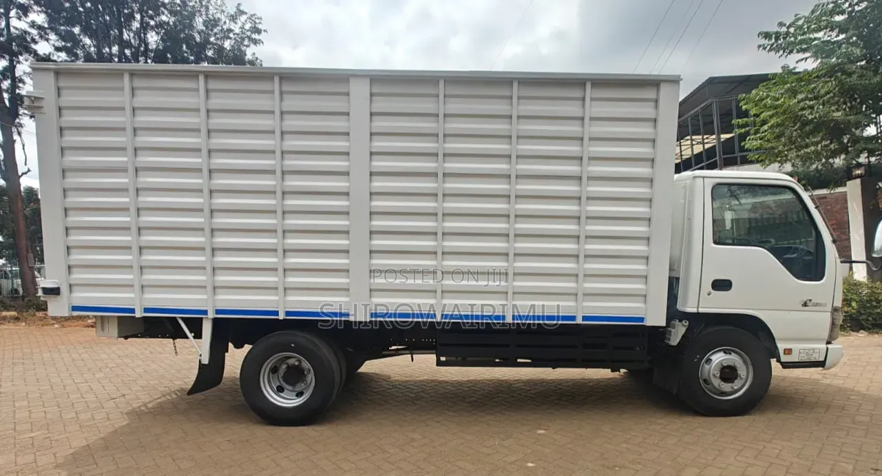 Isuzu NPR Year 2016 Cc 4300