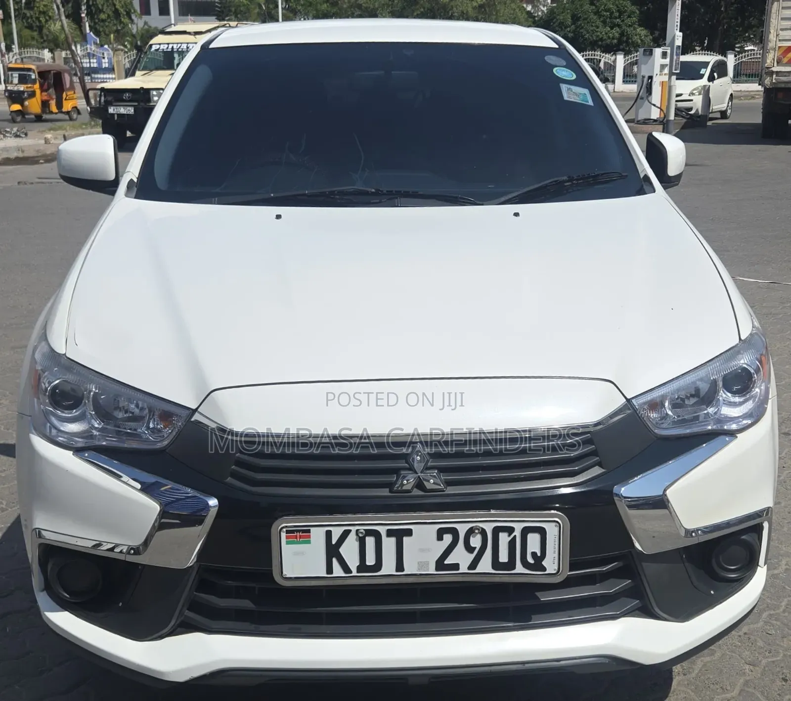 Mitsubishi RVR 2018 White