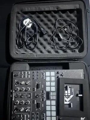 Pioneer DJM-S9 Mixer
