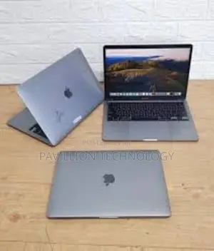 Laptop Apple MacBook Pro 2020 32GB Intel Core i7 SSD 512GB