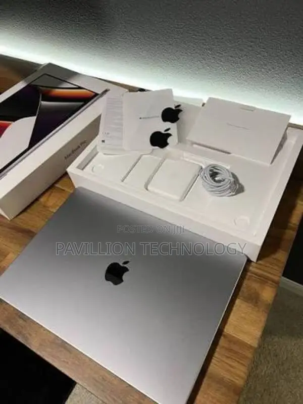 Laptop Apple MacBook Pro 2020 32GB Intel Core i7 SSD 512GB