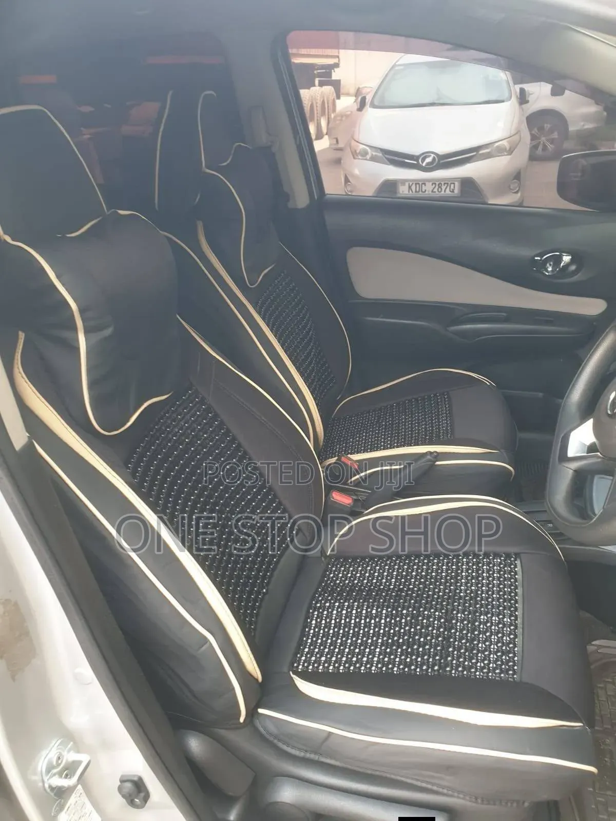 Beaded Centre Panel Black Leather Seat Cover for Posture Support