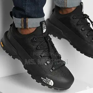 Rugged Low-Top the North Face Glenclyffe Sneakers Size 40-45