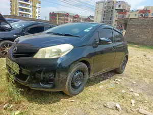 Toyota Vitz 2012 Black