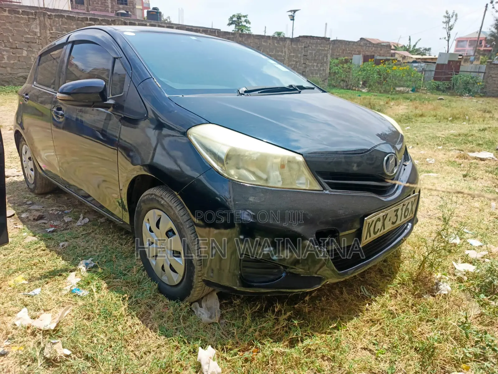 Toyota Vitz 2012 Black