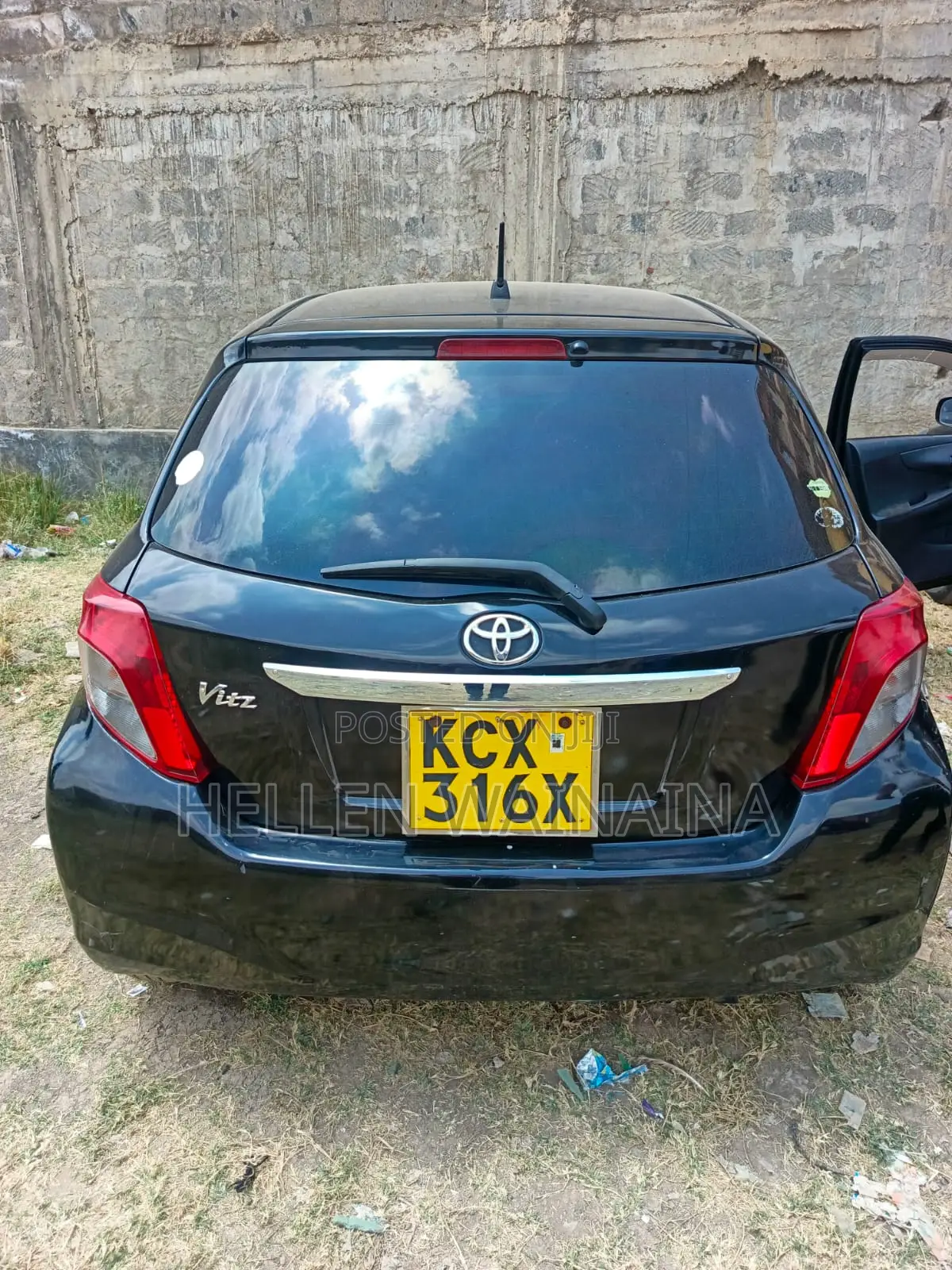 Toyota Vitz 2012 Black