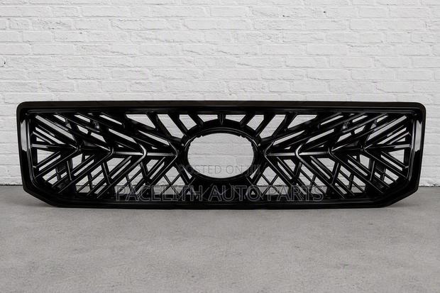 Front Grille Prado 120 2003/2004/2005/2006/2007 TRD Design