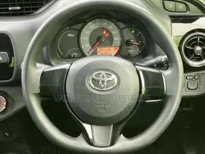 Toyota Vitz 2019 Silver