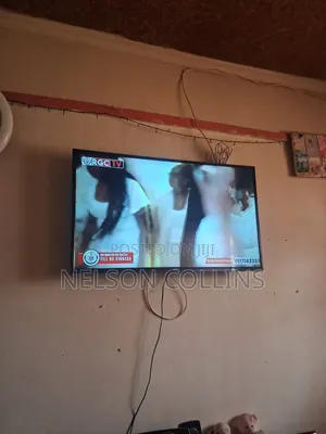Royal Smart 43 Inch TV