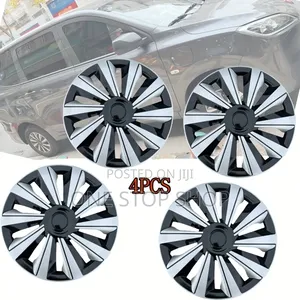 15" Wheel Caps With Alternating Silver Finish Blades