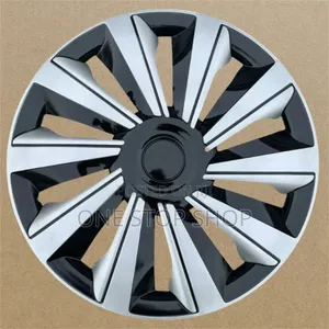 15" Wheel Caps With Alternating Silver Finish Blades