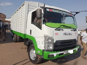 Isuzu FRR 90 Slayqueen