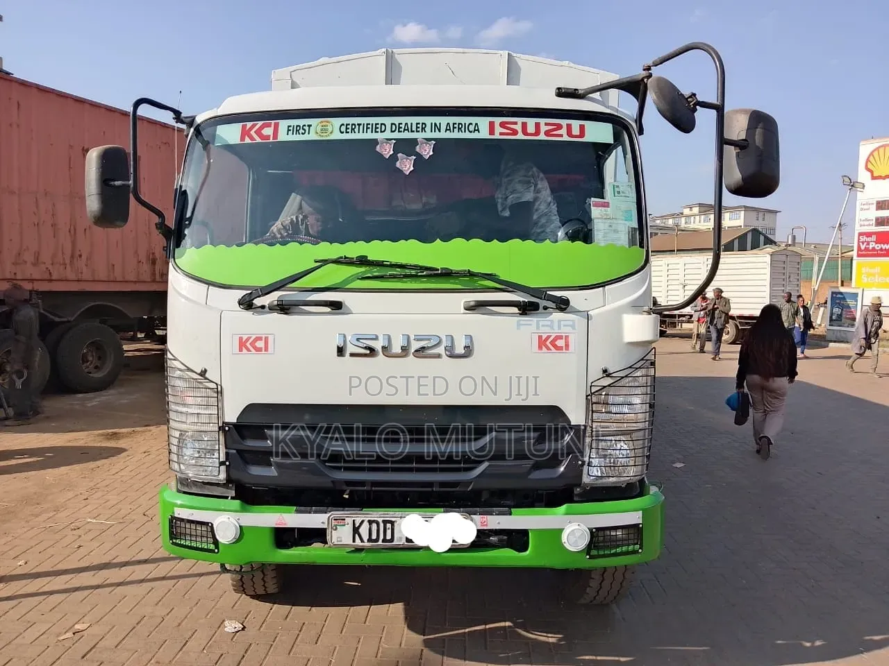 Isuzu FRR 90 Slayqueen