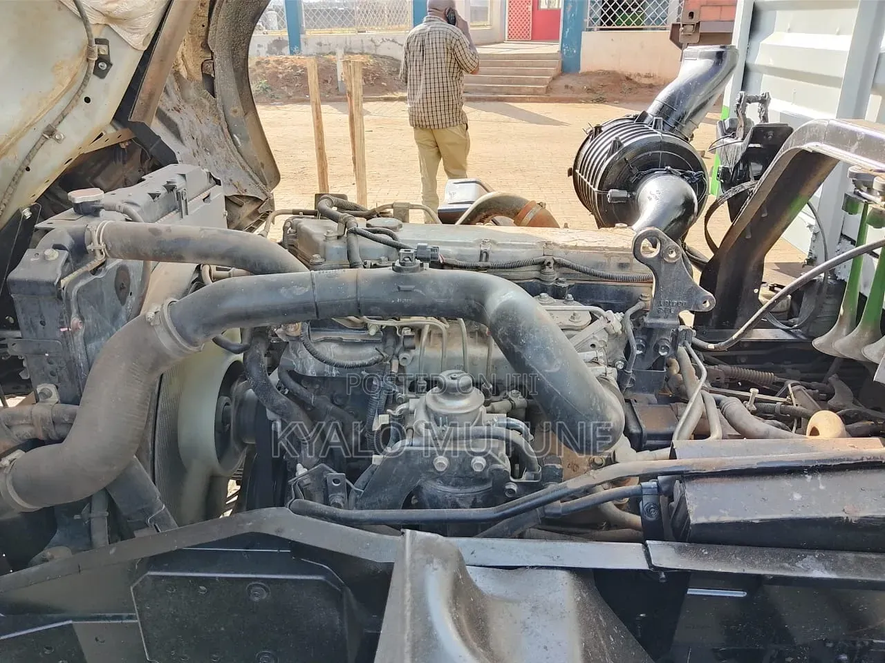 Isuzu FRR 90 Slayqueen