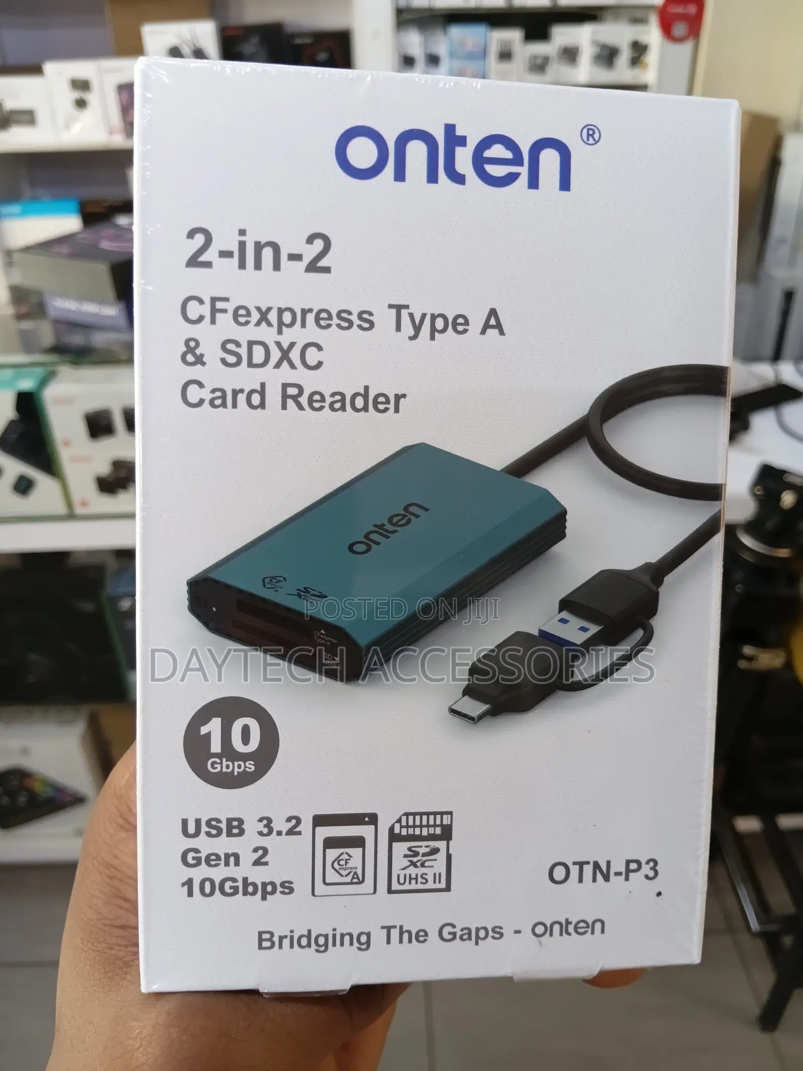 The Onten OTN-P3 2-in-2 Memory Card Reader.