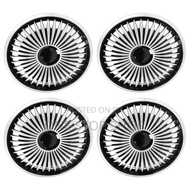 14" Multi Spoke Pattern With Contrasting Dark Centre Hub