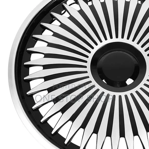 14" Multi Spoke Pattern With Contrasting Dark Centre Hub