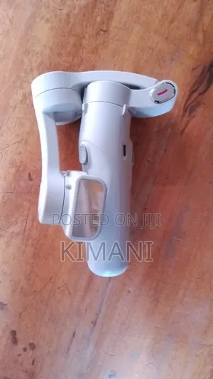 The M1 3-Axis Merak One Smartphone and iPhones Stabilizer