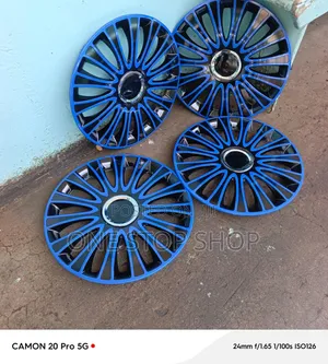 15" Wheel Caps With Bright Blue Perimeter With Black Spoke Accents