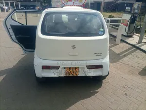 Suzuki Alto 2018 White