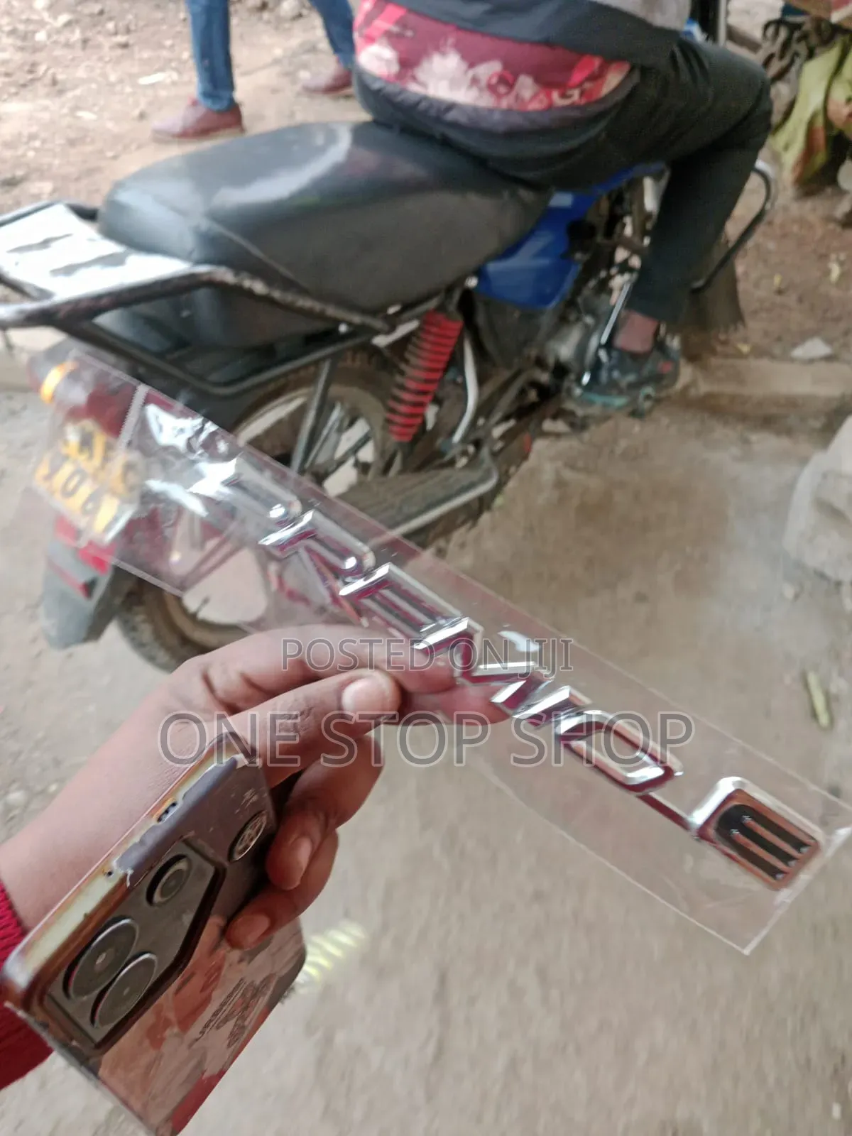 Premio_e Chrome Emblem Badge