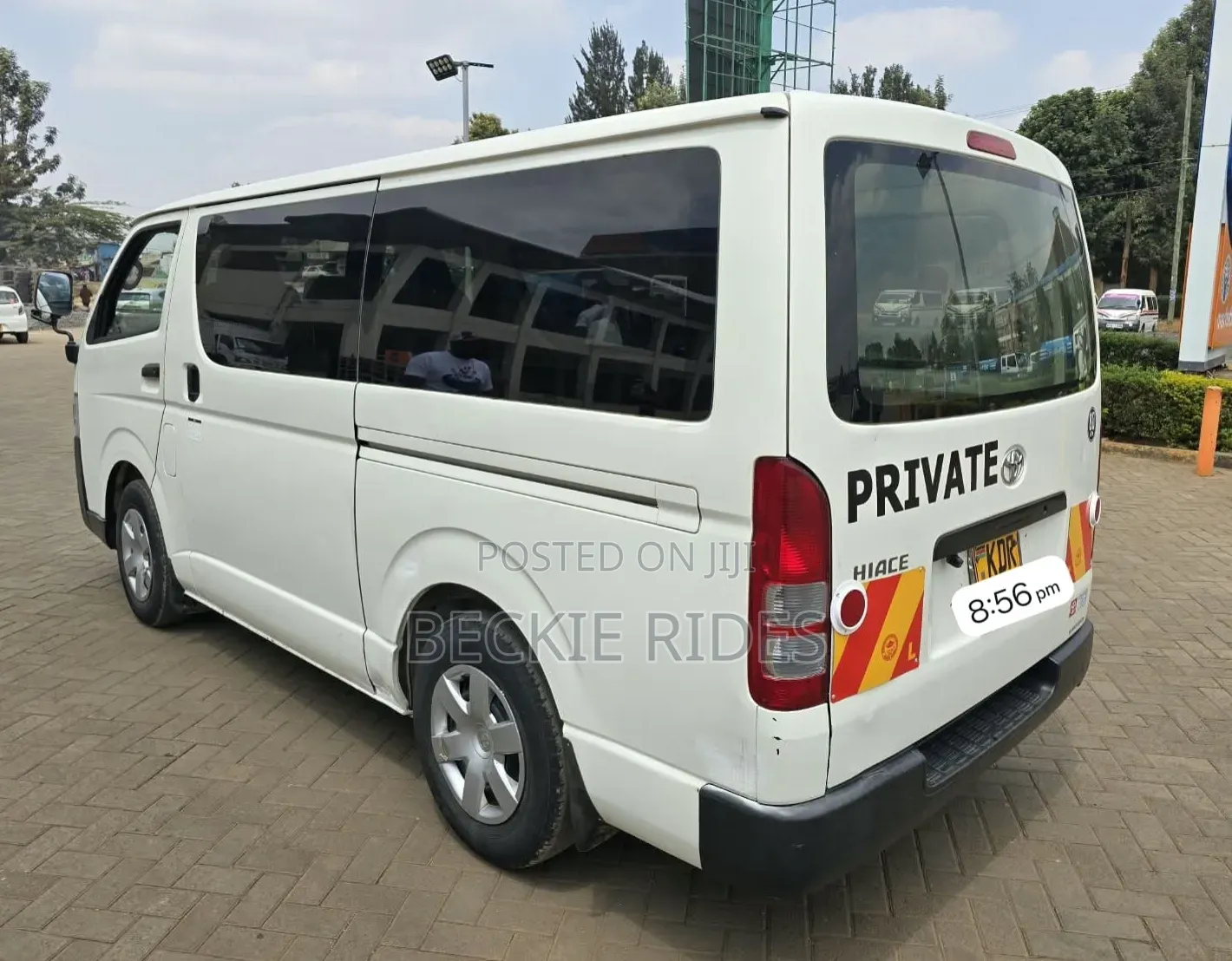 Toyota HiAce 2016