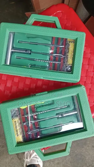 Tubeless Tyre Puncture Repair Kit With T Handle Tools Repair Plugs